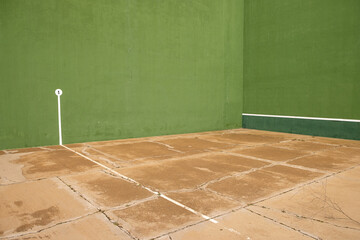 left wall of a small pediment, jai alai, green in which you see the game marks with the number 1 in...