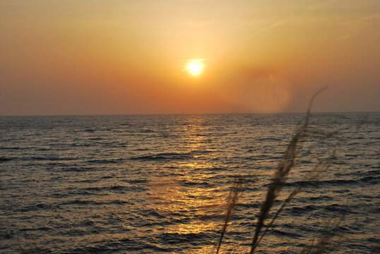伊豆大島の夕陽