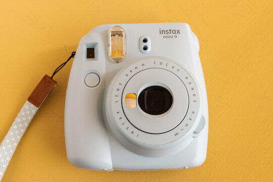 Fujifilm Instax mini 9 instant camera in blue 