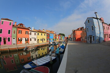 Fototapeta na wymiar colorful houses in Burano Island near Venice in Italy without people