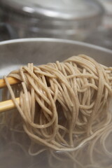 長野信州戸隠蕎麦　盛りとざるの手打ちそば