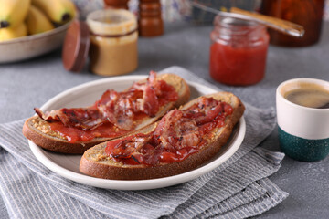 Sandwiches with peanut butter, strawberry jam and bacon