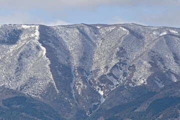 雪の山肌｜藤原岳