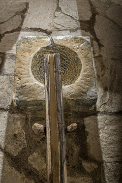 Brunnen in der Sakramentskapelle ob Giswil, Kanton Obwalden, Schweiz