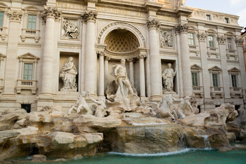 Fototapeta na wymiar Fontana di Trevi, Roma, Italia
