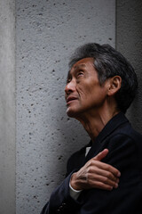 シニア男性　ポートレート　カジュアル