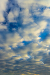 Fototapeta premium Beautiful sky with cloud before sunset