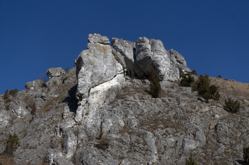 Fototapeta na wymiar Góry w olsztynie