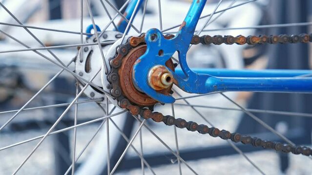 Single Speed Fixed Gear Bike Rusty Rear Wheel with Worn Out Chain