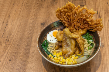 Ramen noodles made from wheat flour, salt, water and kansui, a mineral water rich in sodium carbonate, potassium and phosphoric acid. There are noodles of many different thicknesses and textures