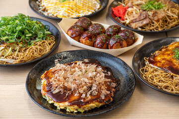 粉もの集合　お好み焼き　タコ焼き　焼きそば