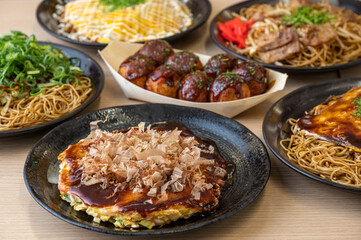 粉もの集合　お好み焼き　タコ焼き　焼きそば