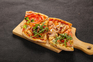 Sliced pizza mix with cheese