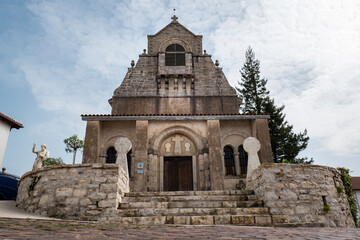 Igreja de São João Batista em Mouguerre no País Basco, França