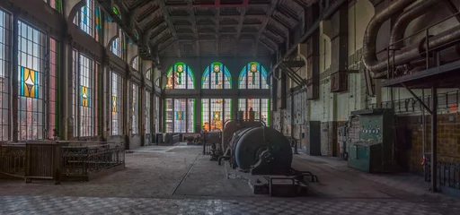Foto op Aluminium Oude verlaten gebouwen Oude verlaten Art Nouveau-fabriek