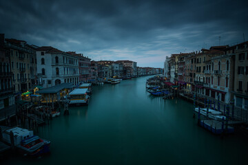 Fototapeta na wymiar View from Ponte di rialto, Venice, Italy