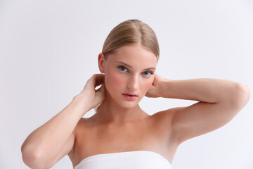 Naklejka premium Portrait of a young beautiful woman model