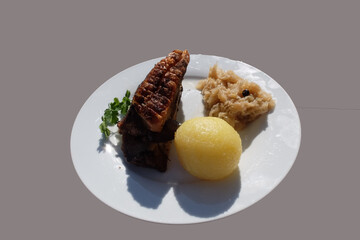 Schäuferla mit Kloß