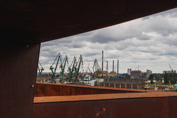 Przemysł a ekologia i przychody © Clear Emotion