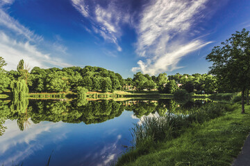 Jezioro o poranku © Clear Emotion