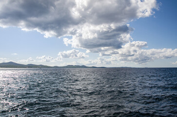 Wolken im Gegenlicht