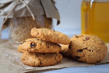 Oatmeal cookies with raisins, coconut and cinnamon.