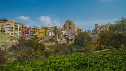Obraz premium Típicas Casas de colores en Villajoyosa Alicante en la Costa Blanca en España