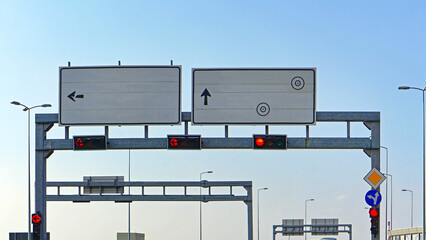 Info boards traffic lights