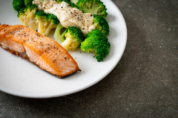grilled salmon fillet steak with broccoli