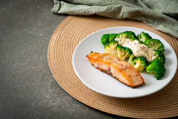 grilled salmon fillet steak with broccoli
