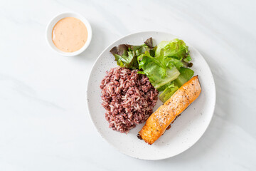 grilled salmon fillet steak with rice berry and vegetable