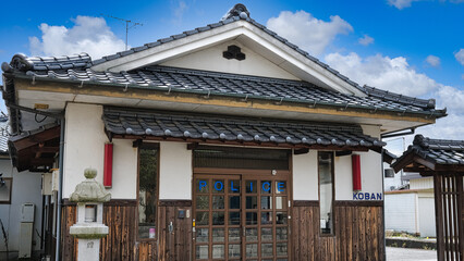 大三島の参道にある和風の駐在所