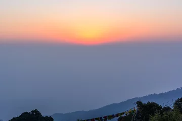 Blickdichte Vorhänge Kangchendzönga Sonnenaufgang am Kangchenjunga-Gebirge. Kangchenjunga ist der dritthöchste Berg der Welt.