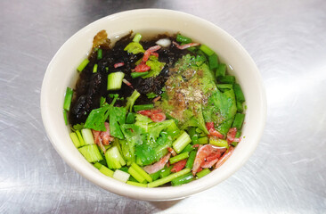 Seaweed and dried shrimp soup, Thai food