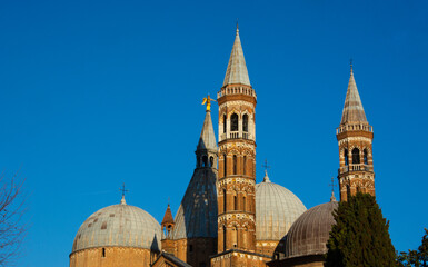 the beautiful cathedral of sant antonio da Padova