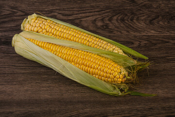 Vegan cuisine - Ripe sweet corn