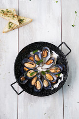 seafood mussels on pan