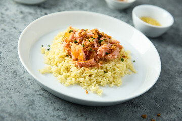 Couscous with hot smoked salmon