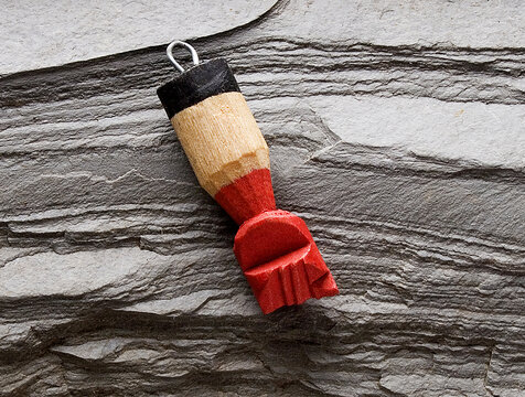 Wooden fig. The best known amulet or talisman is the fig,  According to popular belief, used to ward off envy, ward off evil and bring good luck to the wearer. In Brazil, this amulet is widely used;