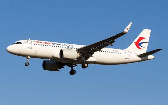 China Eastern Airlines Airbus A320neo Airbus A320-251N 