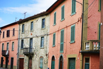 Fototapeta na wymiar Typical houses of Trassilico in Garfagnana, Tuscany, Italy