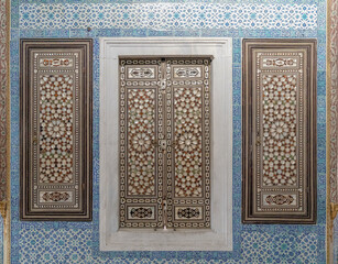 Shell window decoration in an old dwelling, Istanbul, Turkey