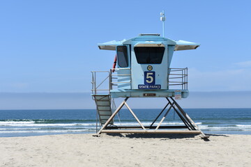 lifeguard tower on the beach
