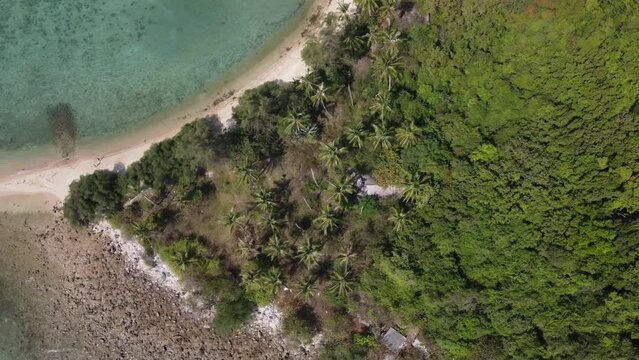 aerial view of beach koh mak, koh phangan, thailandia