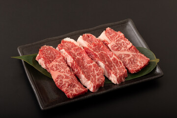 牛肉カルビ焼き肉用　バラ肉