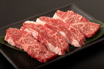 牛肉カルビ焼き肉用　バラ肉