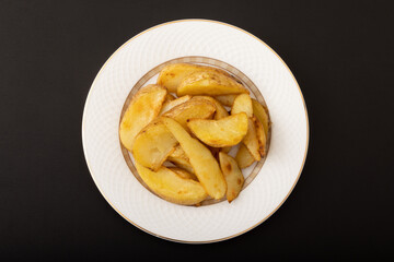 皮付きフライドポテト