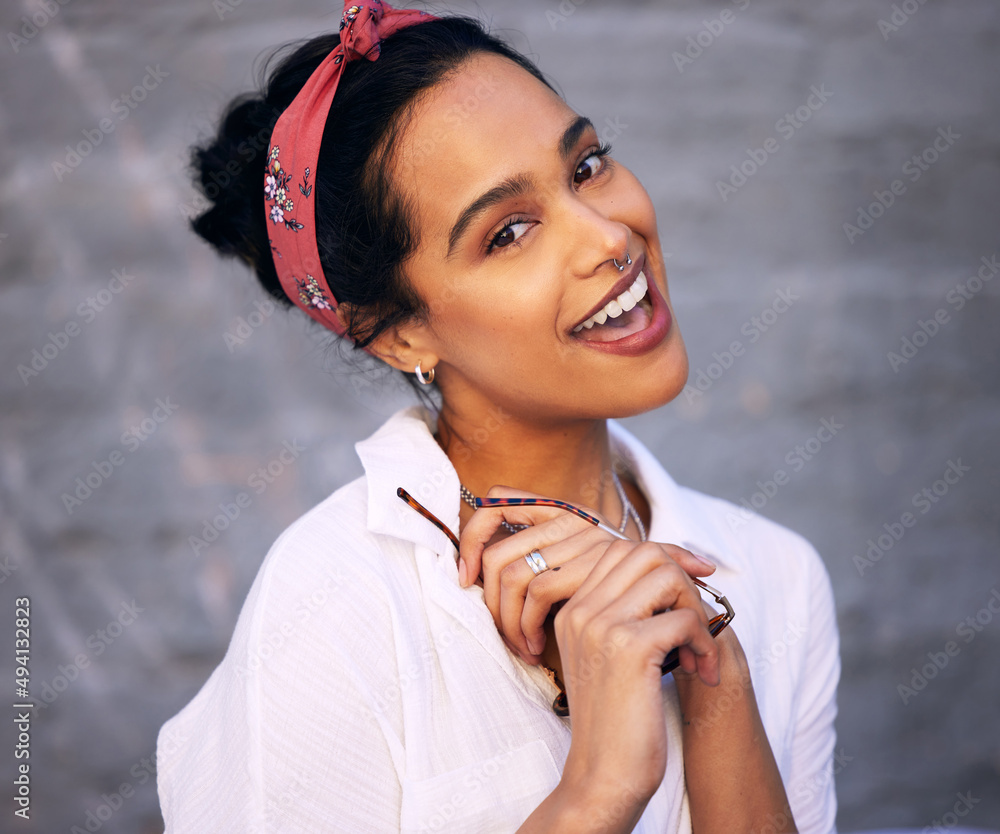 Wall mural happy mind, happy life. shot of an attractive young woman standing alone against a grey wall outside