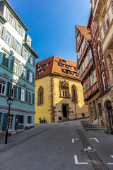 Fototapeta na wymiar Frühlingshafte Entdeckungstour durch die Universitätsstadt Tübingen am Neckar - Baden-Württemberg - Deutschland 