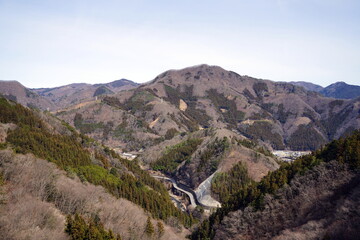 Fototapeta na wymiar 山から見える道路